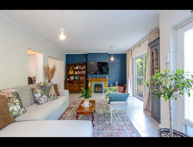 3 BEDROOM TOWNHOUSE SOLD IN KENILWORTH
